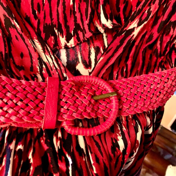 SKY BRAND RED 100% SILK SEXY TOP MINI DRESS TUNIC WITH ATTACHED LEATHER BELT - Picture 3 of 5